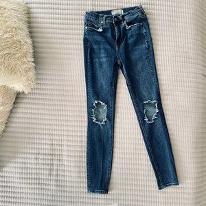 Free People Busted Knee Skinny Jeans "RUN SMALL"